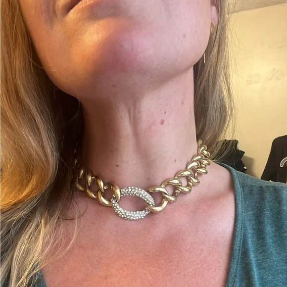 Vintage Chunky Gold Tone Designer Lookalike Necklace - Picture 2 of 11